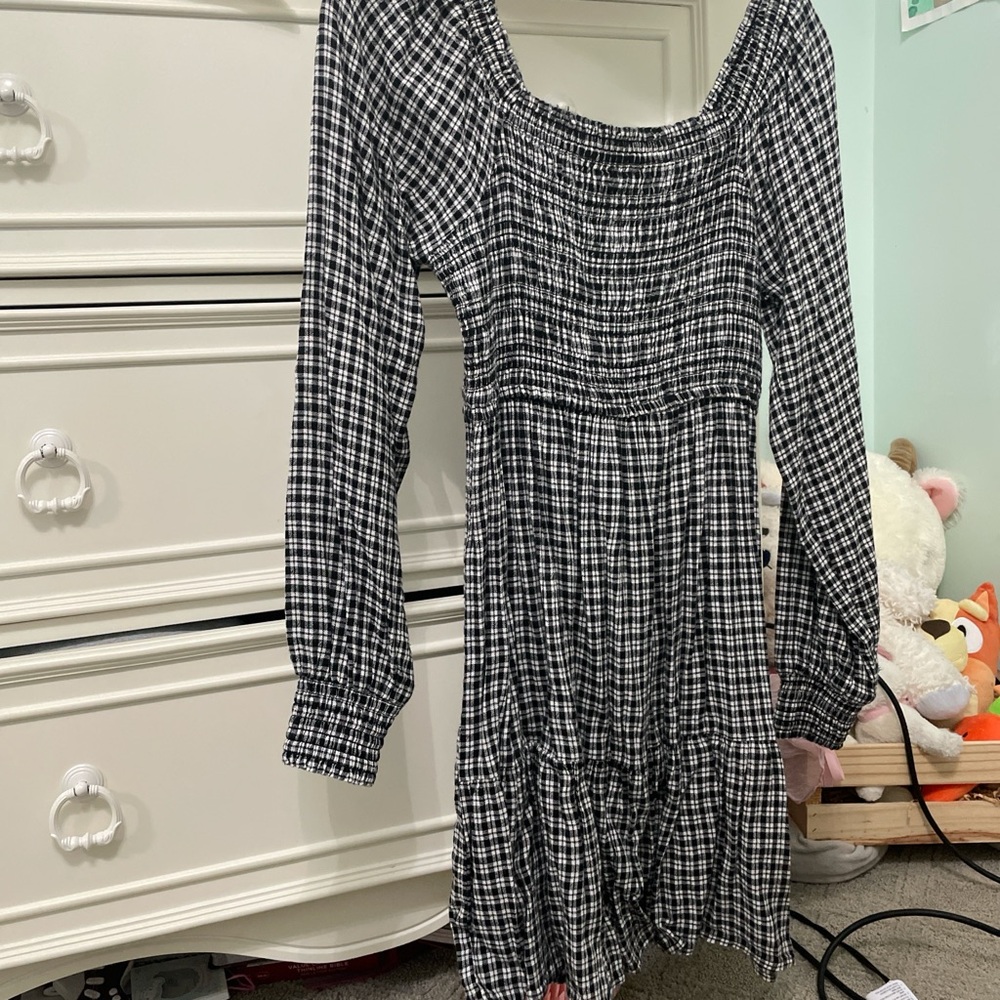 Black and White Plaid Long Sleeve Dress